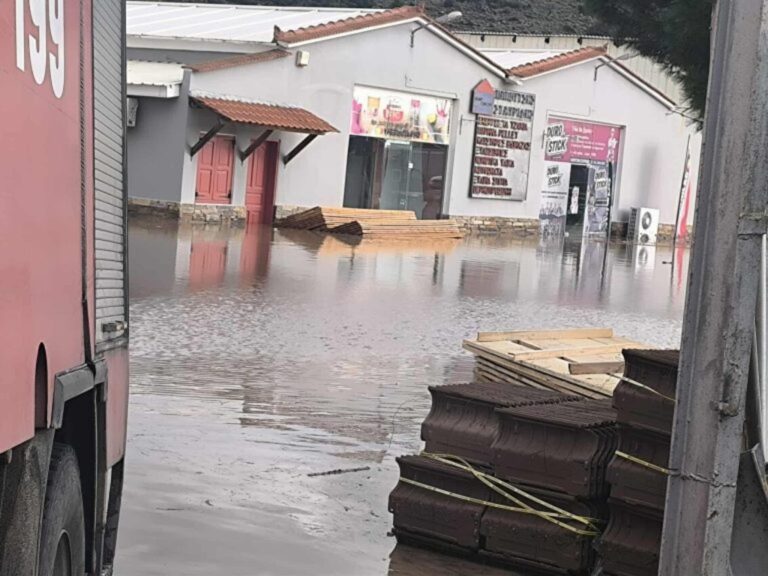 Πλημμυρικός εφιάλτης σε Καλλονή και Σκάλα Καλλονής