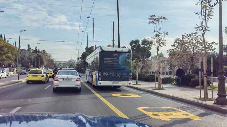 Έρχονται οι πρώτες κλήσεις από τις κάμερες των λεωφορείων – Τι αλλάζει στους δρόμους της Αθήνας