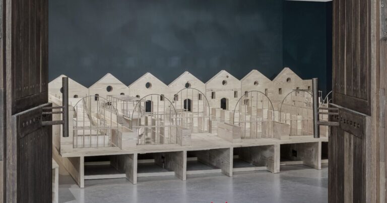 Έκθεση μελετών για τα Νεώρια στην βασιλική του Αγίου Μάρκου