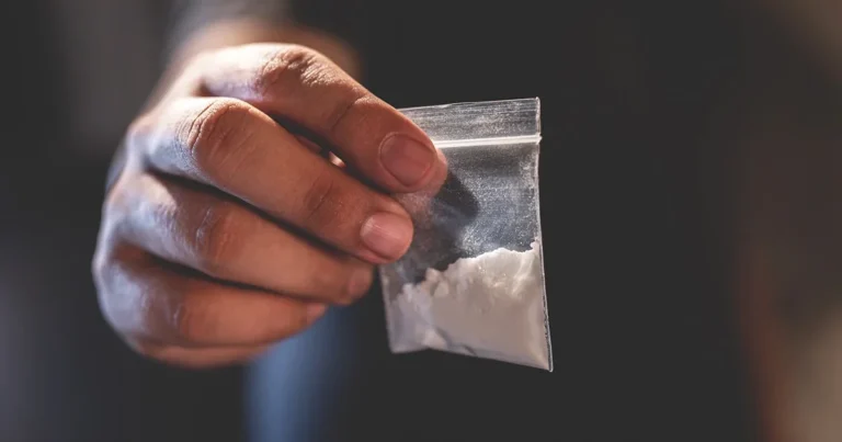 Νέα σύλληψη για ναρκωτικά στην Κρήτη: Συνελήφθη 29χρονος με κοκαΐνη – Κατασχέθηκαν μετρητά, ζυγαριά και κινητό