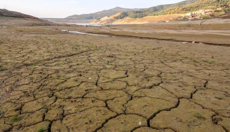 Κρήτη | Ιανουάριος με άδειο το Φράγμα Αποσελέμη – Απογοητευτικές εικόνες