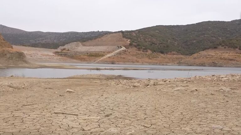 Απογοητευτική η εικόνα στον Αποσελέμη – Σταγόνα στον «ωκεανό» η κακοκαιρία