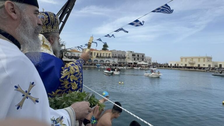 Λαμπρός ο εορτασμός των Θεοφανείων στο Ρέθυμνο | Video+Photos