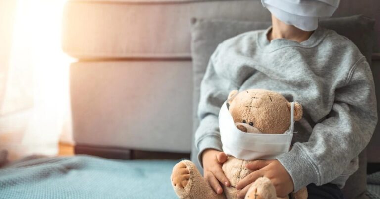 Κρήτη | Παιδικός Καρκίνος: Ο αδελφός έγινε δότης για την 13χρονη Κατερίνα