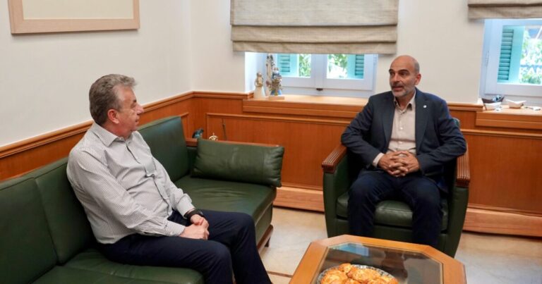 Με το Αρναουτάκη συναντήθηκε ο Δήμαρχος Καντάνου – Σελίνου: Συζήτησαν για τα έργα ΕΣΠΑ και τη διαχείριση υδάτων