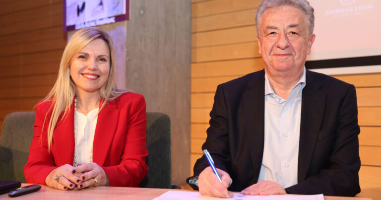 Ευρωπαϊκή Χάρτα για την Ισότητα των Φύλων στις Τοπικές Κοινωνίες, υπέγραψε ο Αρναουτάκης 