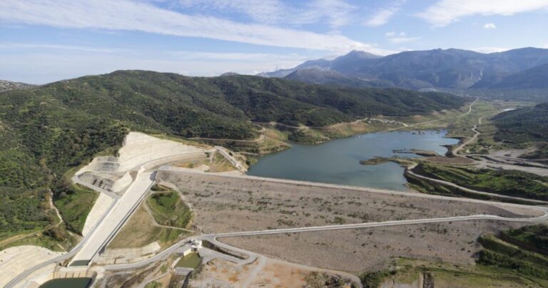 Ηράκλειο: Τηλεδιάσκεψη ΟΑΚ για τη διαχείριση των υδάτινων πόρων του φράγματος Αποσελέμη