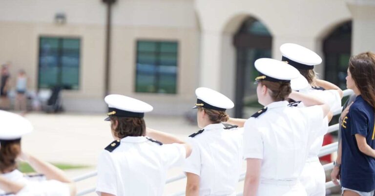 Κρήτη | Υγειονομική εξέταση υποψήφιων σπουδαστών στις Ακαδημίες Εμπορικού Ναυτικού έτους 2026 – 2027