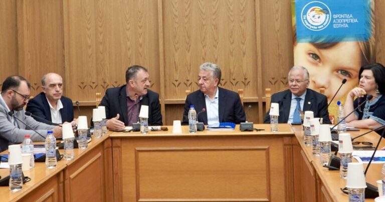 Σταύρος Αρναουτάκης: «Δημιουργούμε ένα ισχυρό δίκτυο προστασίας για κάθε παιδί στην Κρήτη» – Σύμπραξη Περιφέρειας, «Χαμόγελου του Παιδιού» και Πανεπιστημίου Κρήτης