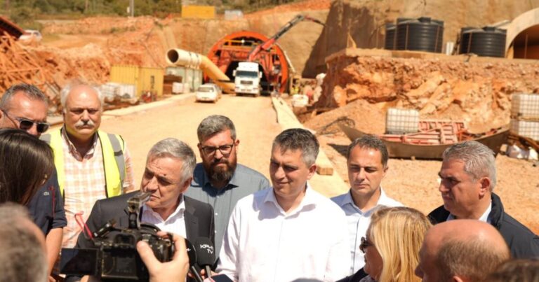 Στα εργοτάξια του ΒΟΑΚ ο Χρίστος Δήμας – Πώς προχωρούν οι εργασίες σε Ρέθυμνο και Ηράκλειο