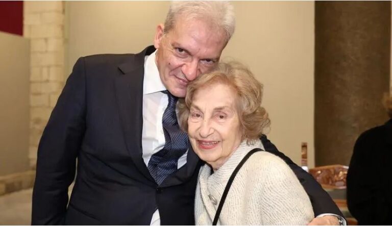 Πένθος για τον δήμαρχο Ηρακλείου Αλέξη Kαλοκαιρινό – Έφυγε από τη ζωή η μητέρα του