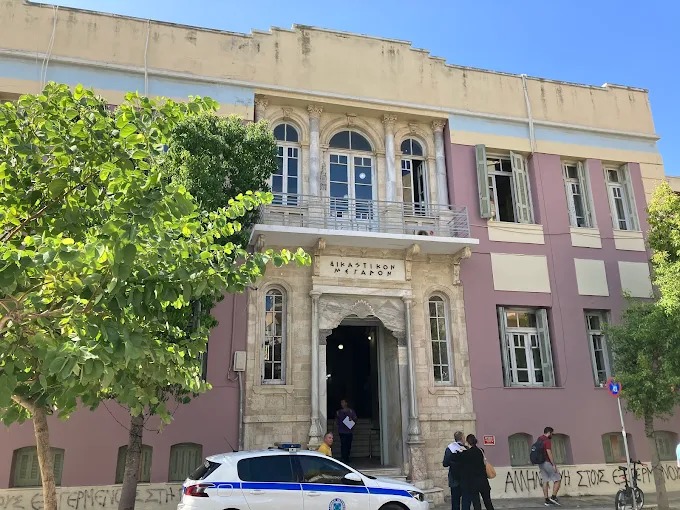 Κρήτη | Ελεύθερος με όρους ο 17χρονος που κατηγορείται για τον βιασμό ανήλικης