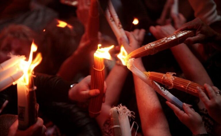 Η Ιερά Επαρχιακή Σύνοδος της Εκκλησίας της Κρήτης για την μεταφορά του Αγίου Φωτός