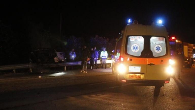 Κρήτη | Ασθενοφόρο τούμπαρε στην εθνική ενώ μετέφερε ασθενή