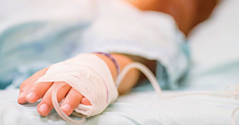 Άφησαν τη ΜΕΘ Παίδων χωρίς προσωπικό: 72 ώρες «στο πόδι» γιατροί και νοσηλευτές δίνουν αγώνα για 7 παιδιά