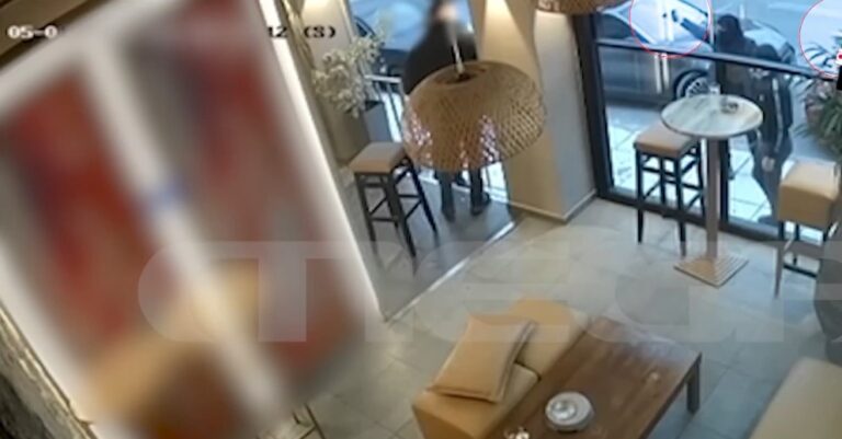 Σοκαριστικό βίντεο: Η στιγμή του μαχαιρώματος έξω από μπαρ στο Ηράκλειο – Τι αποκαλύπτει ο 57χρονος πορτιέρης
