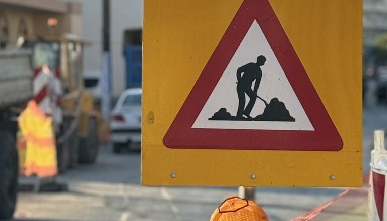Συνεχίζονται σε τμήμα της Λ. Δημοκρατίας οι εργασίες αντικατάστασης του δικτύου ύδρευσης της ΔΕΥΑΗ